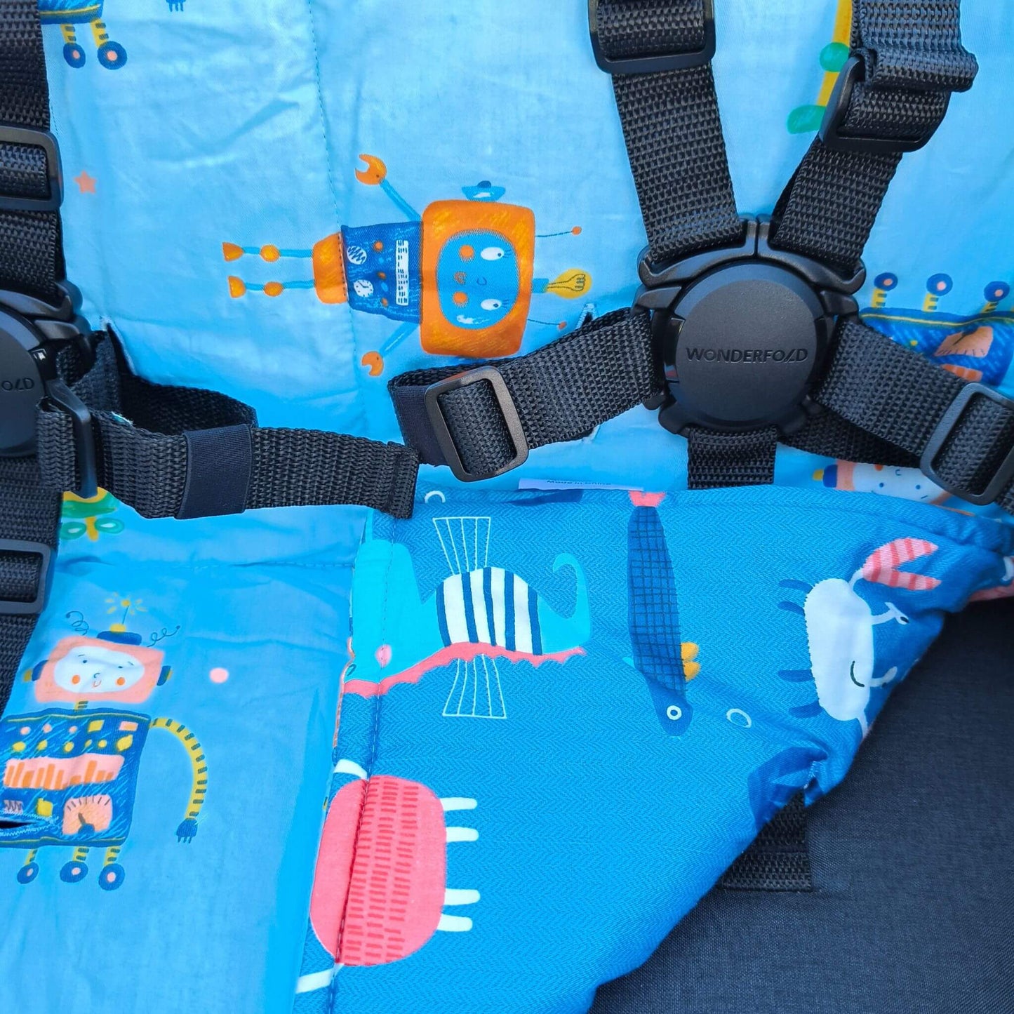 WonderFold_-_Car_Seat_Cover_-_Robo_Reef