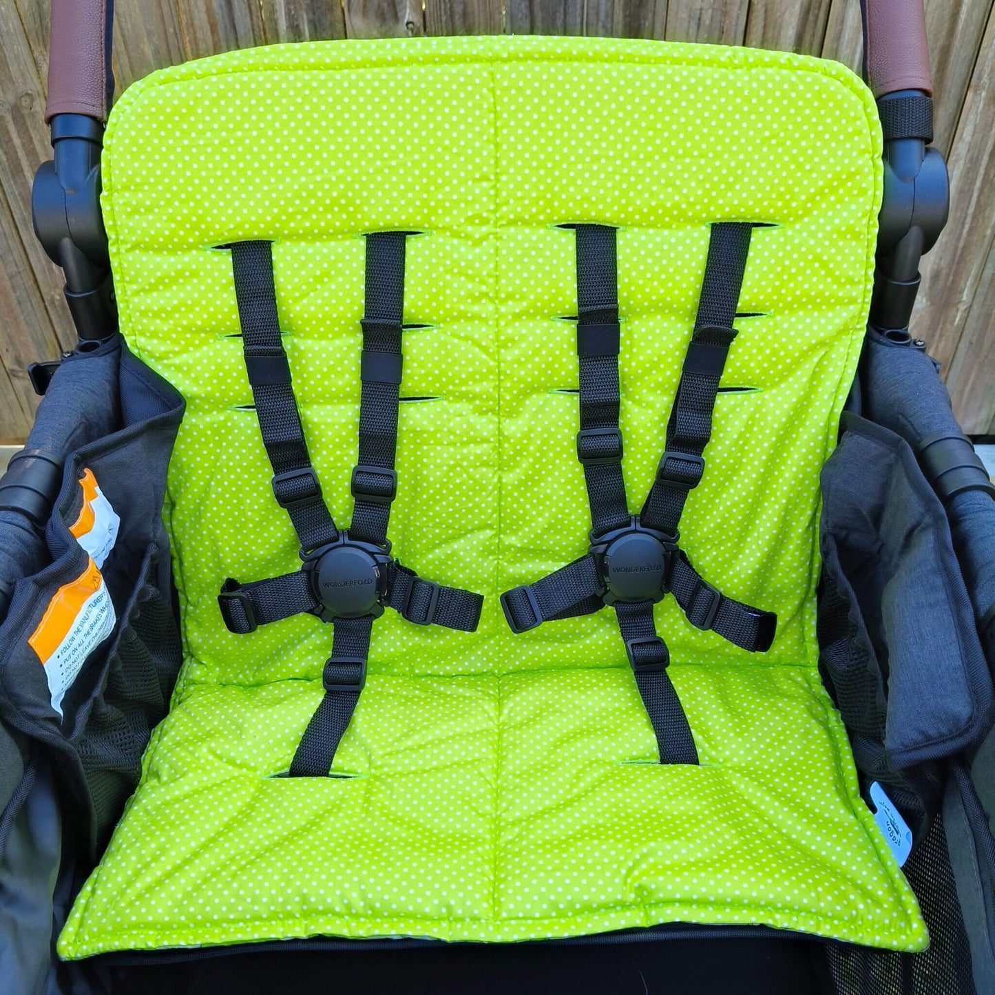 WonderFold_4_-_Car_Seat_Cover_-_Zesty_Zoo