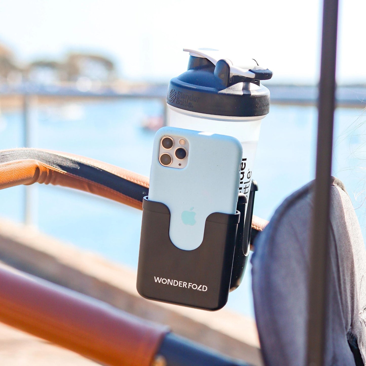 Wonderfold - Cup & Phone Holder