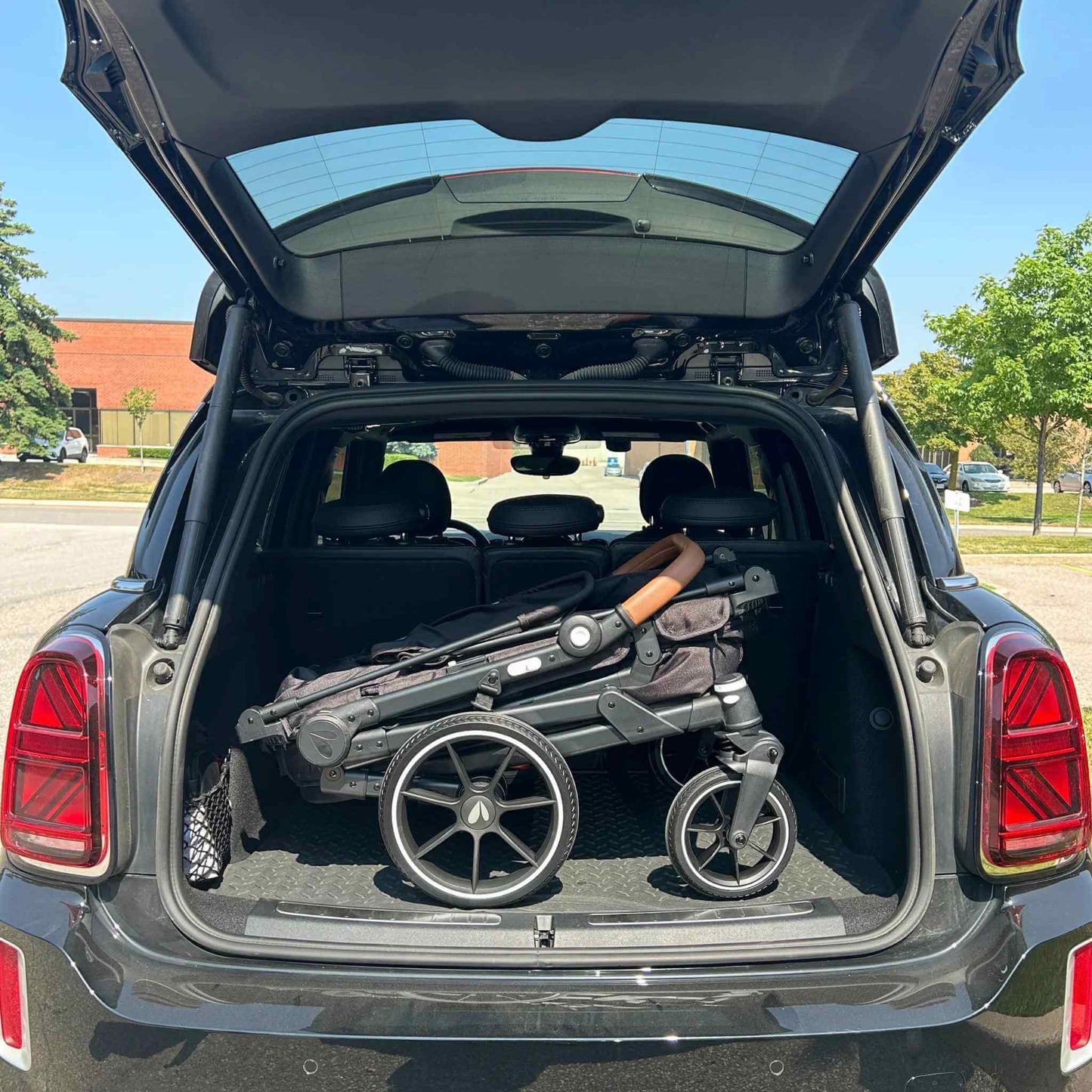 LarktaleCoupeLTEAustralia-mini_trunk_car_boot