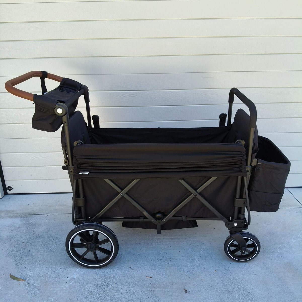 Larktale_Caravan_Sun_Topper_V3_Wagon_Without_Topper_in_Use