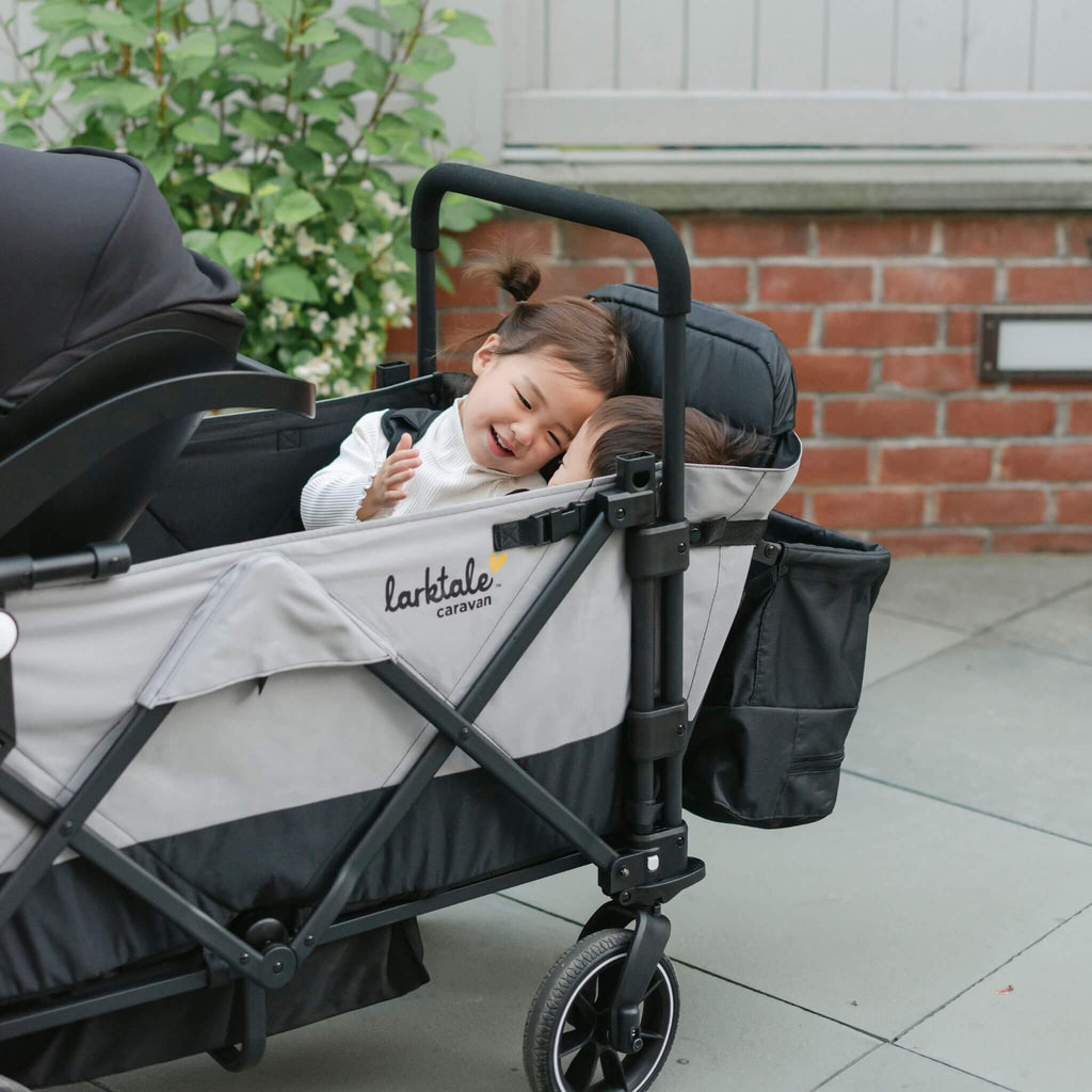 caravan_StrollerWagon_-_Lifestyle_-_Double_Seat_Kit_2_Pragon