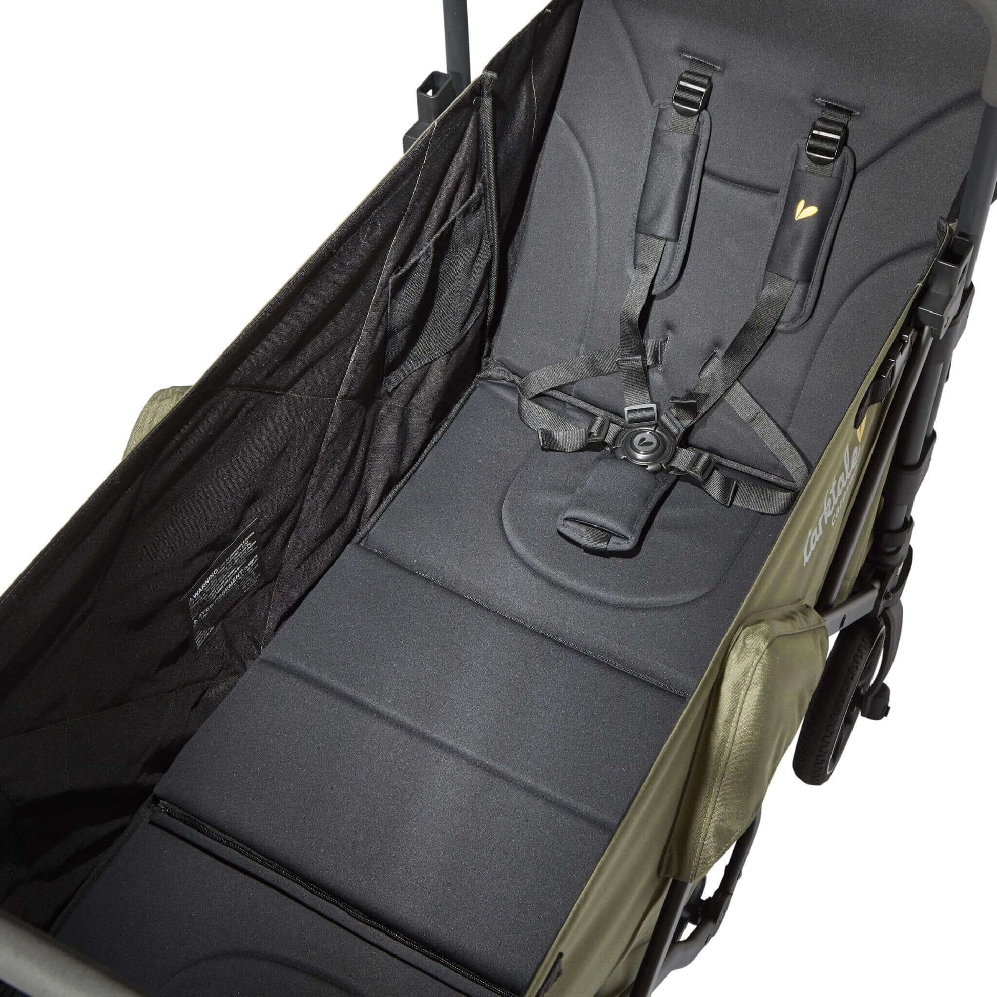 wagon_that_has_seats_and_a_flat_bottom